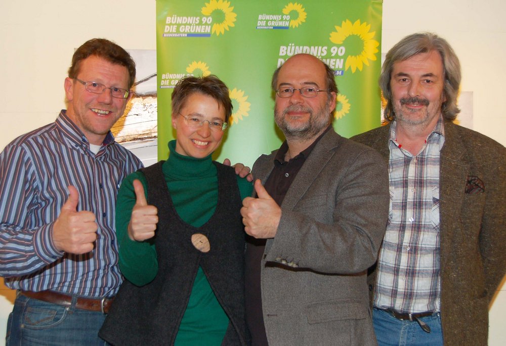 Foto mit Kreisrat Hans Madl-Deinhart, Freyung,  Bundestagskandidatin Antje Laux, Spiegelau, MdL Eike Hallitzky, Passau,  Kreisrat Josef Rosner, Deggendorf