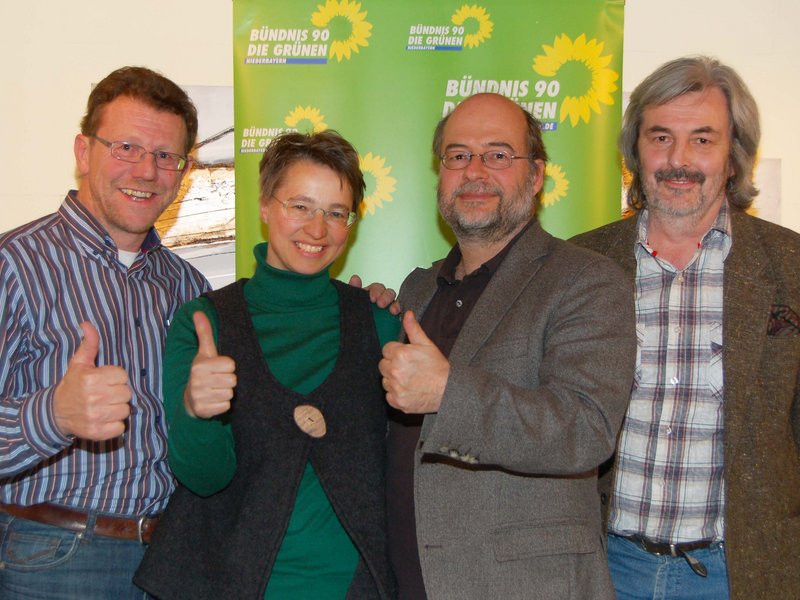 Foto mit Kreisrat Hans Madl-Deinhart, Freyung,  Bundestagskandidatin Antje Laux, Spiegelau, MdL Eike Hallitzky, Passau,  Kreisrat Josef Rosner, Deggendorf